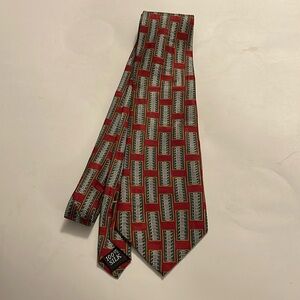 Vintage Spencer & Lowe Tie, 100% silk Made in USA red, green, gray color‎